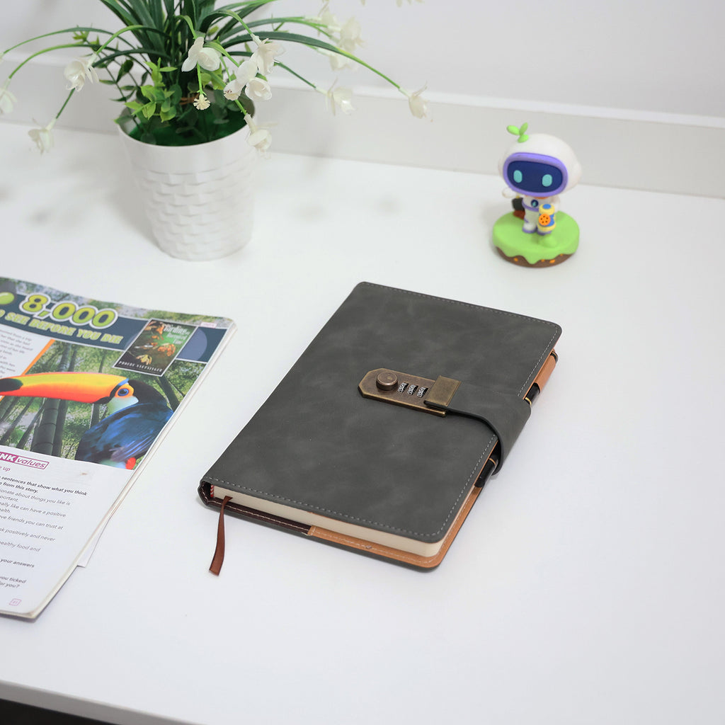 Caderno com Cadeado com Pauta Cartagena Chumbo