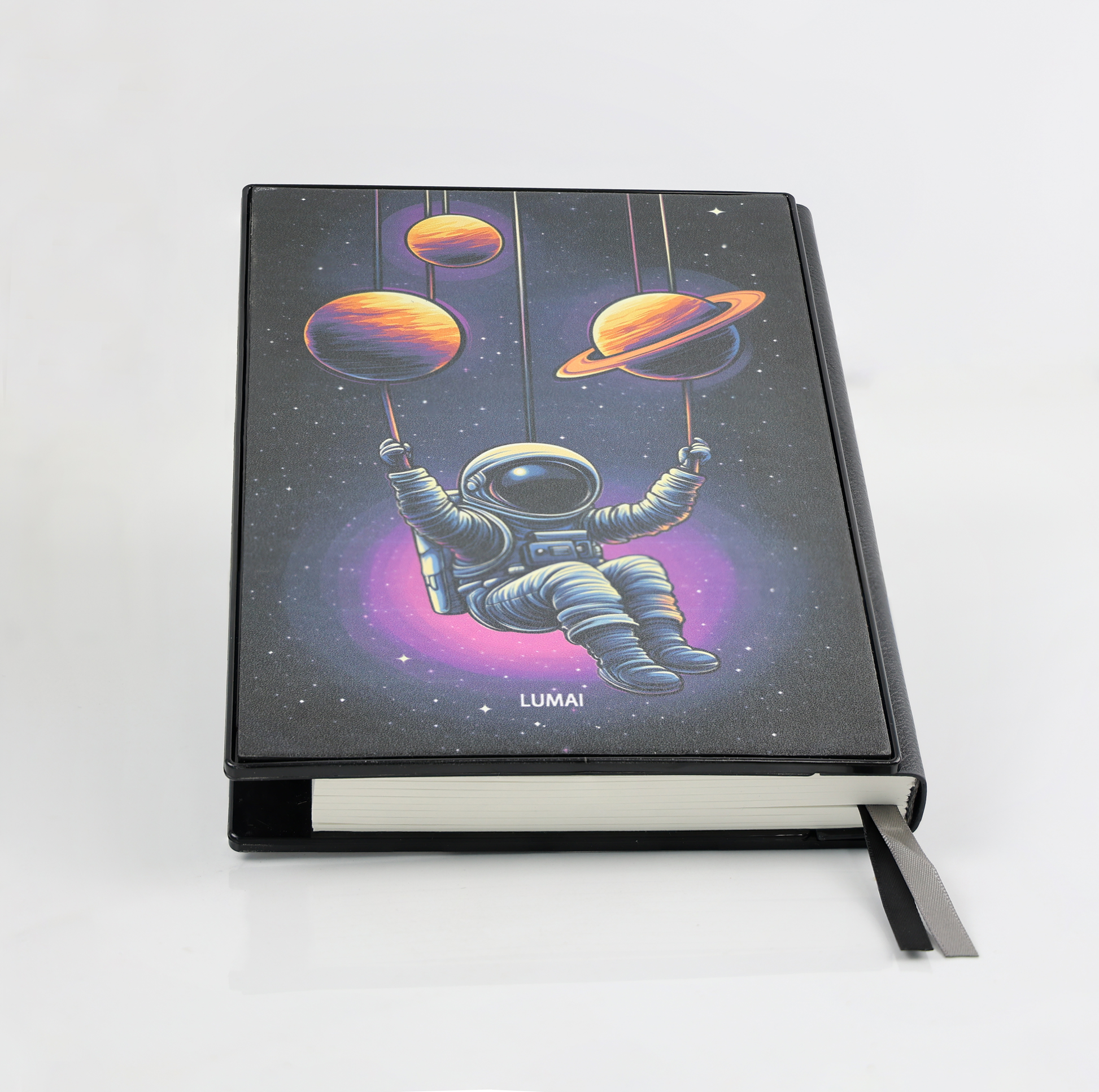 Caderno com Cadeado Lateral Astronauta Viajante