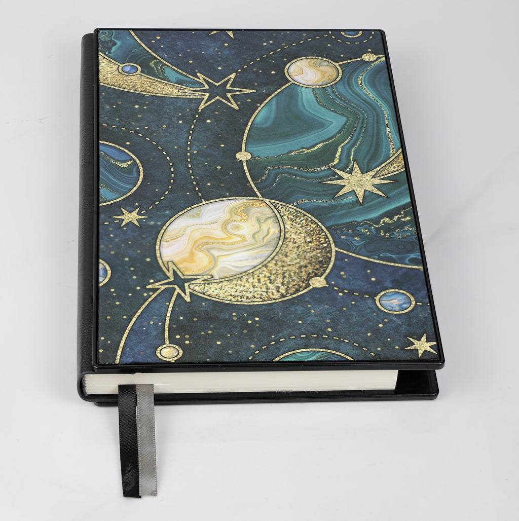 Caderno com Cadeado Lateral Universo Infinito