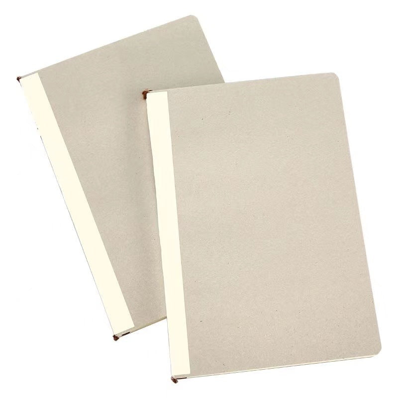 Dois refis com capa kraft bege e lombada bege claro, vistos em ângulo diagonal sobre fundo branco