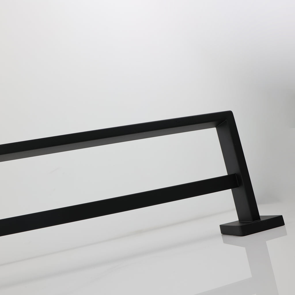 Toalheiro Duplo Aço Inox Base Quadrada Salerno Preto