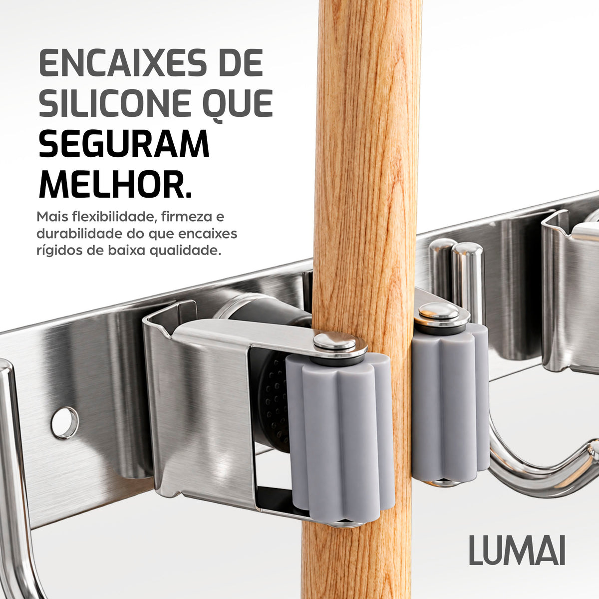 Encaixe de silicone do suporte Madri segurando um cabo de madeira